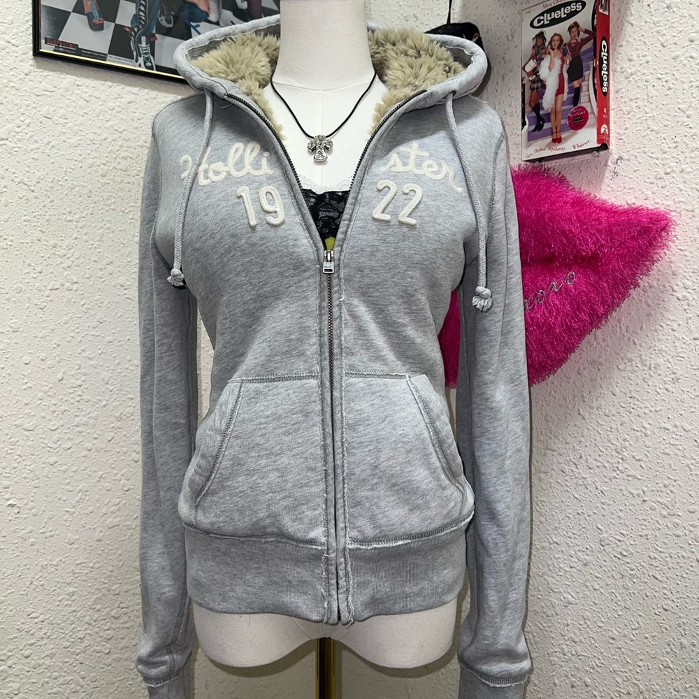 Hollister Light Gray Hoodie with Faux Fur Trim